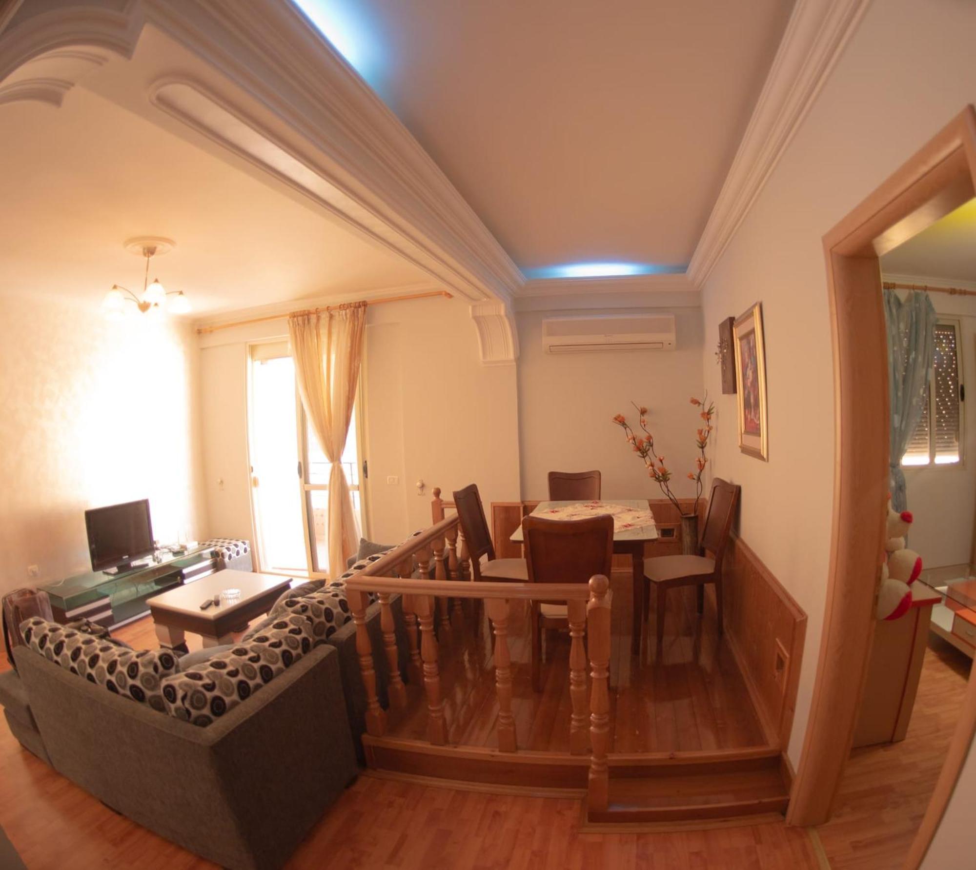 Apartament Egzoni City Center Daire Berat Dış mekan fotoğraf